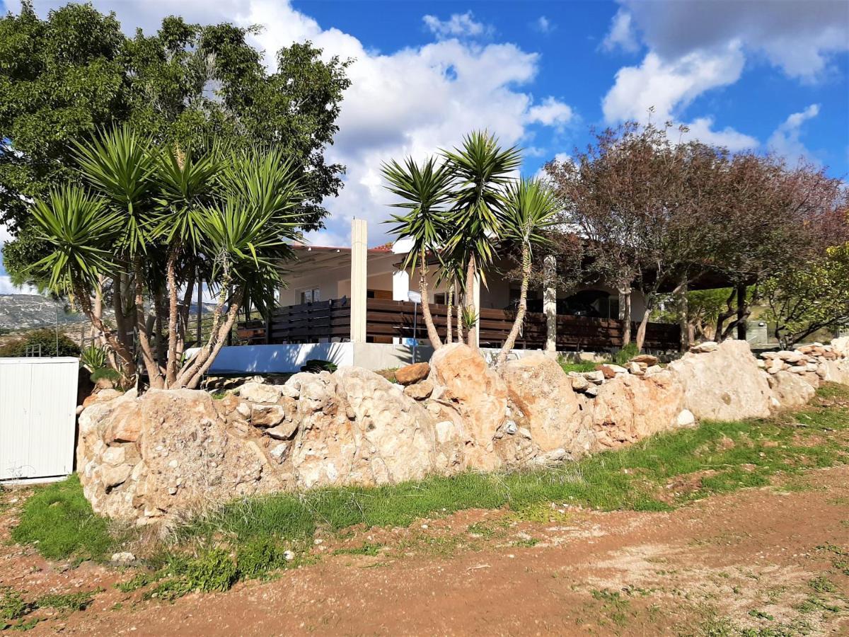 Villa Gavriel - Peyia Villa With Breathtaking Sea View, Peyia Villa With Private Pool, Secluded, Huge Outdoor Space, Mountain Views Pegeia Exterior foto
