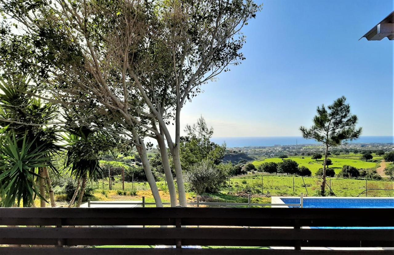 Villa Gavriel - Peyia Villa With Breathtaking Sea View, Peyia Villa With Private Pool, Secluded, Huge Outdoor Space, Mountain Views Pegeia Exterior foto
